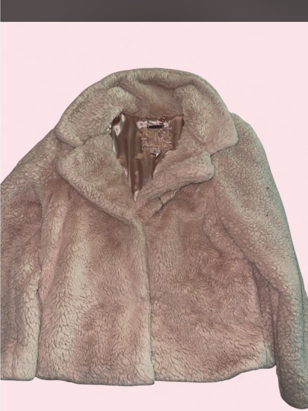 Cozy Women's Faux Shearling Jacket - Taupe